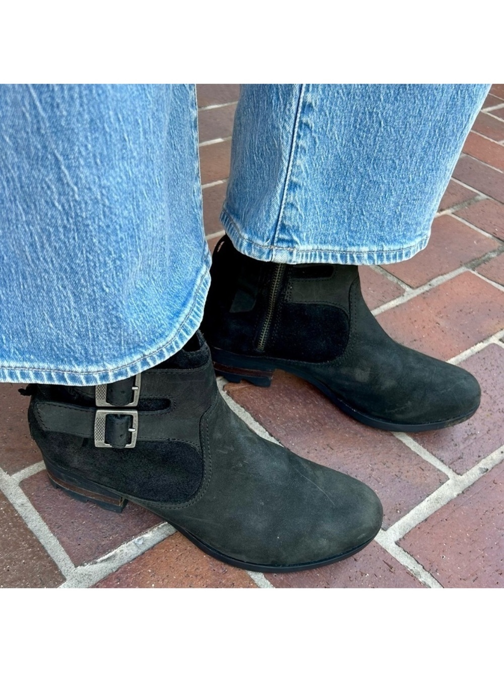 Sorel Waterproof Black Leather Suede Buckled Lolla Ankle Boots Size 9